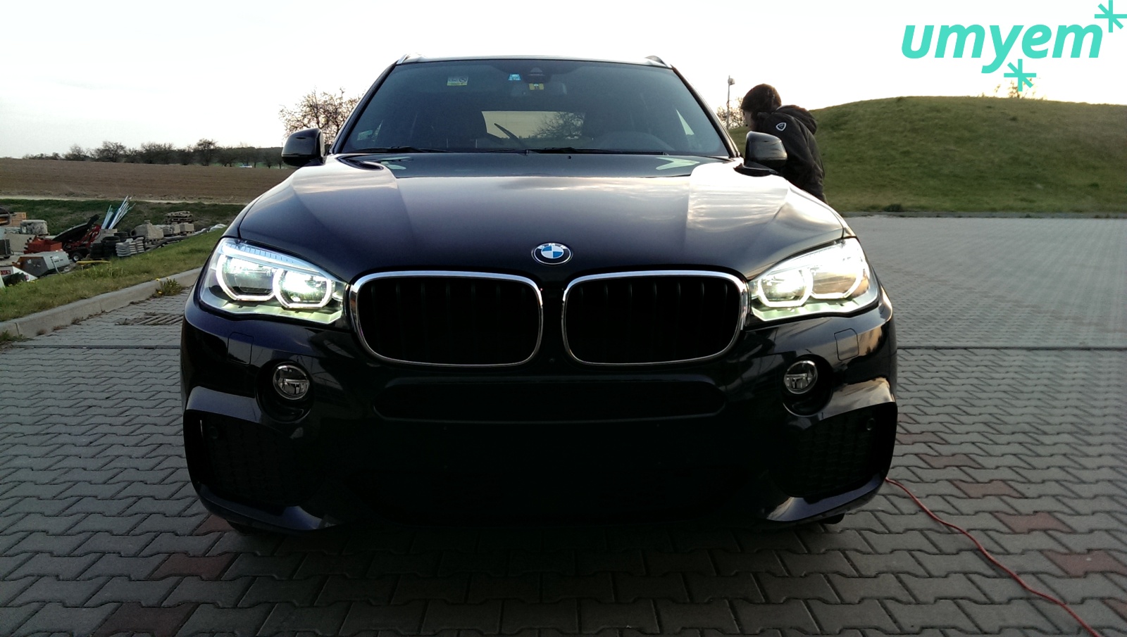 BMW_X5_detailing_Czech_Republic_Brno_UMYEM