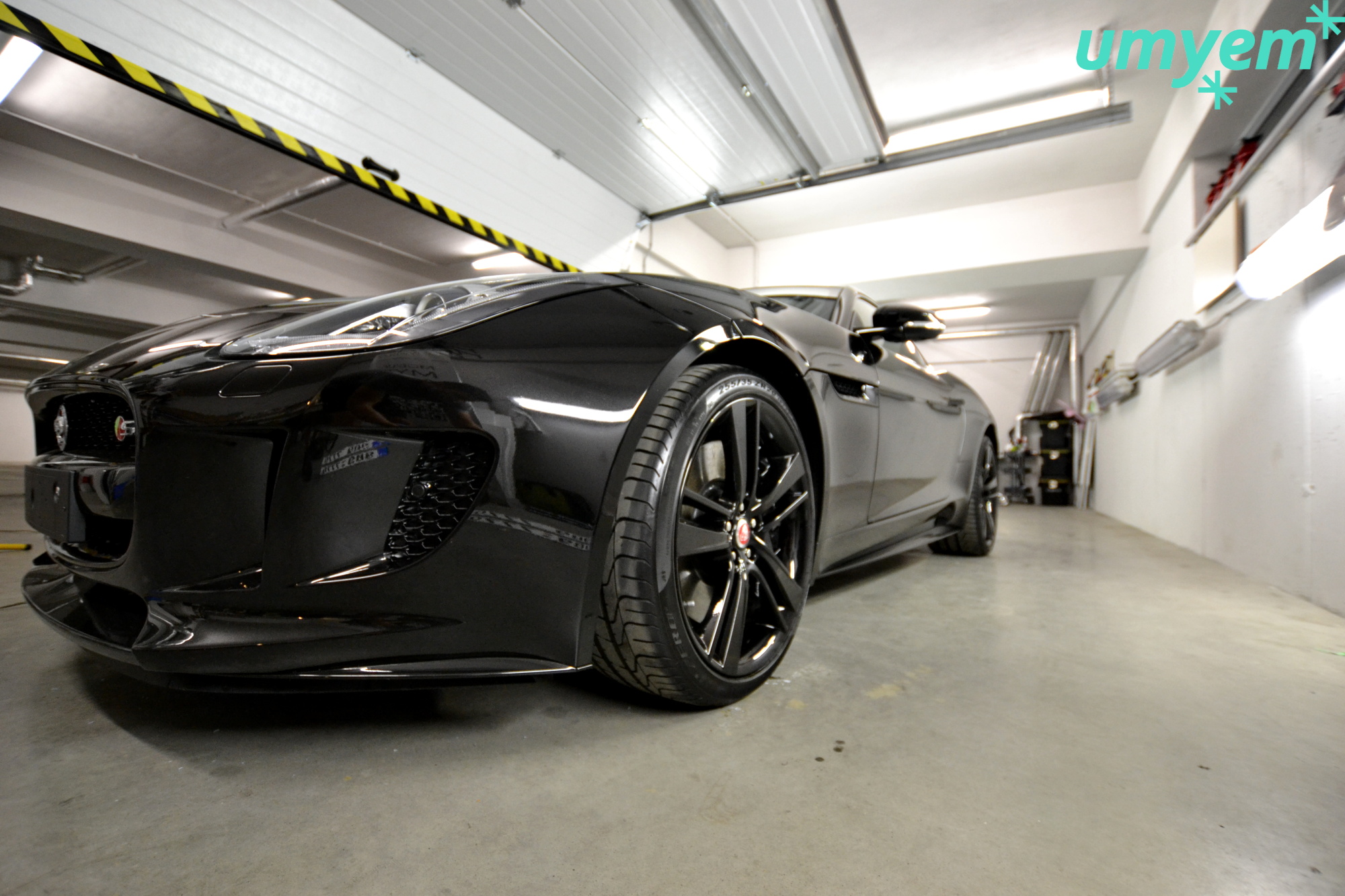 Jaguar_F-TYPE_aplikace_keramickeho_povlaku_FINEST