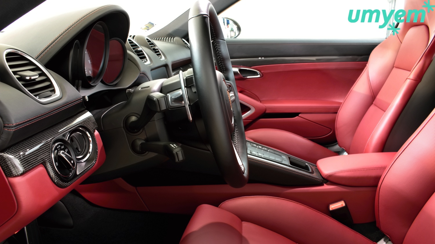 Porsche_CAYMAN_718_detailing48