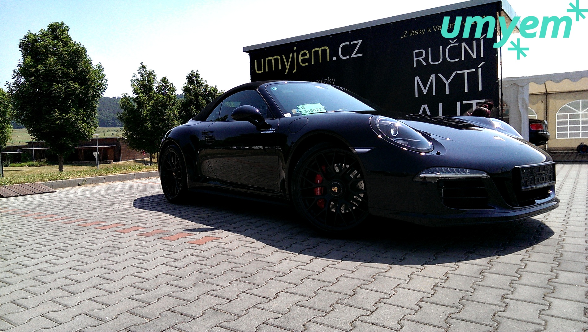 Porsche_911_detailing_umyem5.jpg
